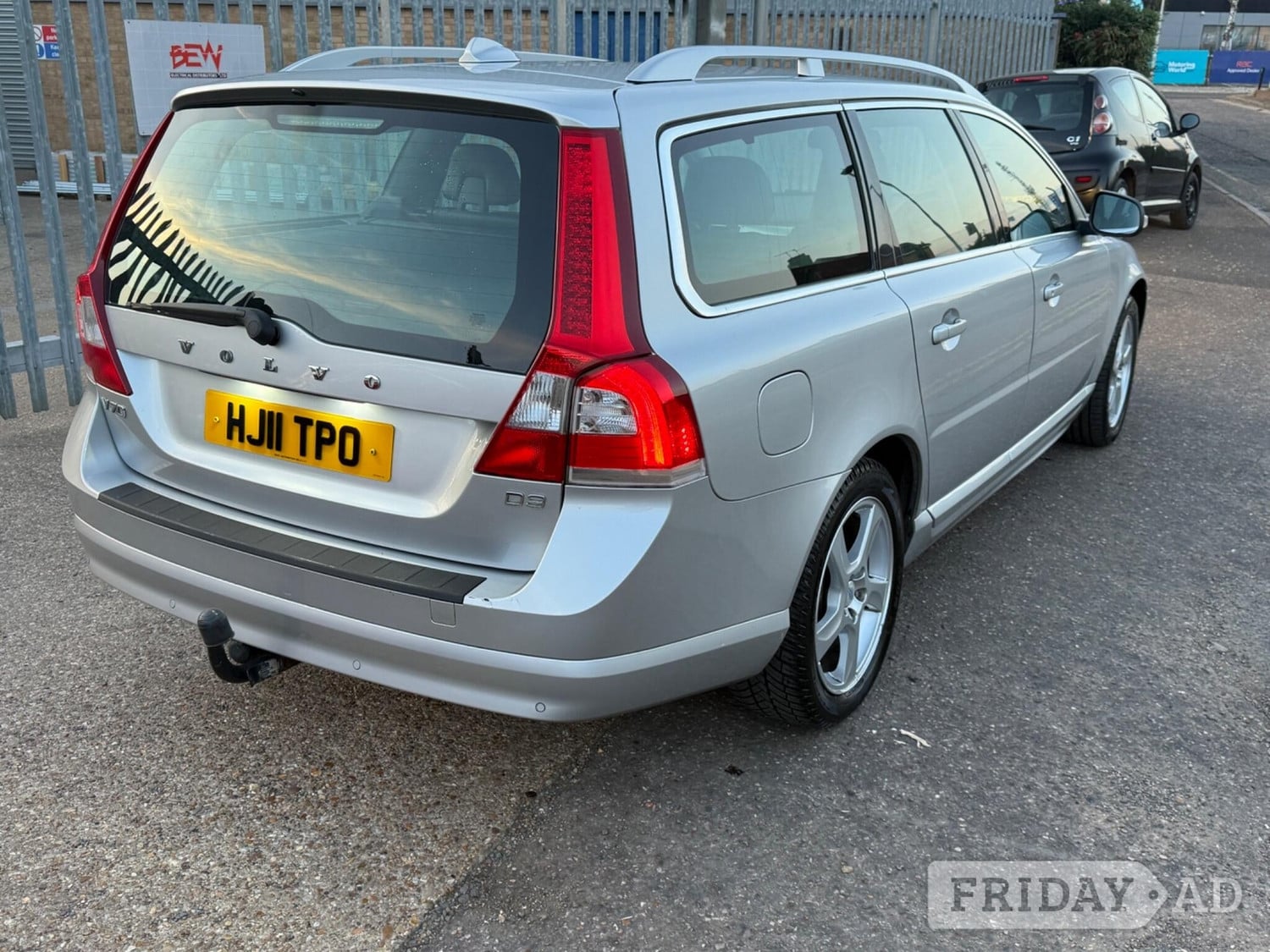 Volvo V70 2011 - Cars in Peterborough