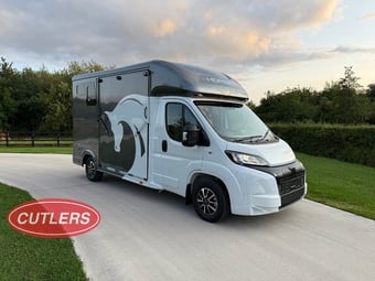 Equi-Trek Sonic Excel Peugeot Horsebox