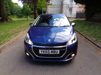 Peugeot 208 2016