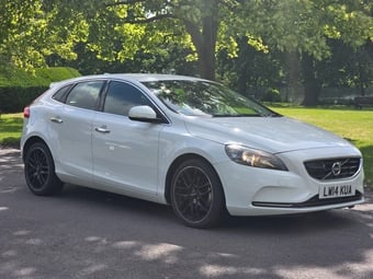 Volvo V40 2014