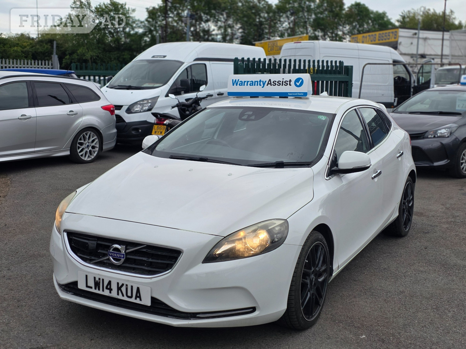 Volvo V40 Rainham