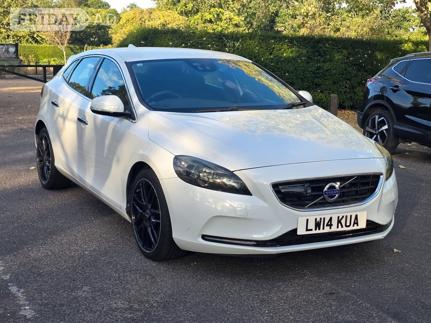 Volvo V40 Rainham