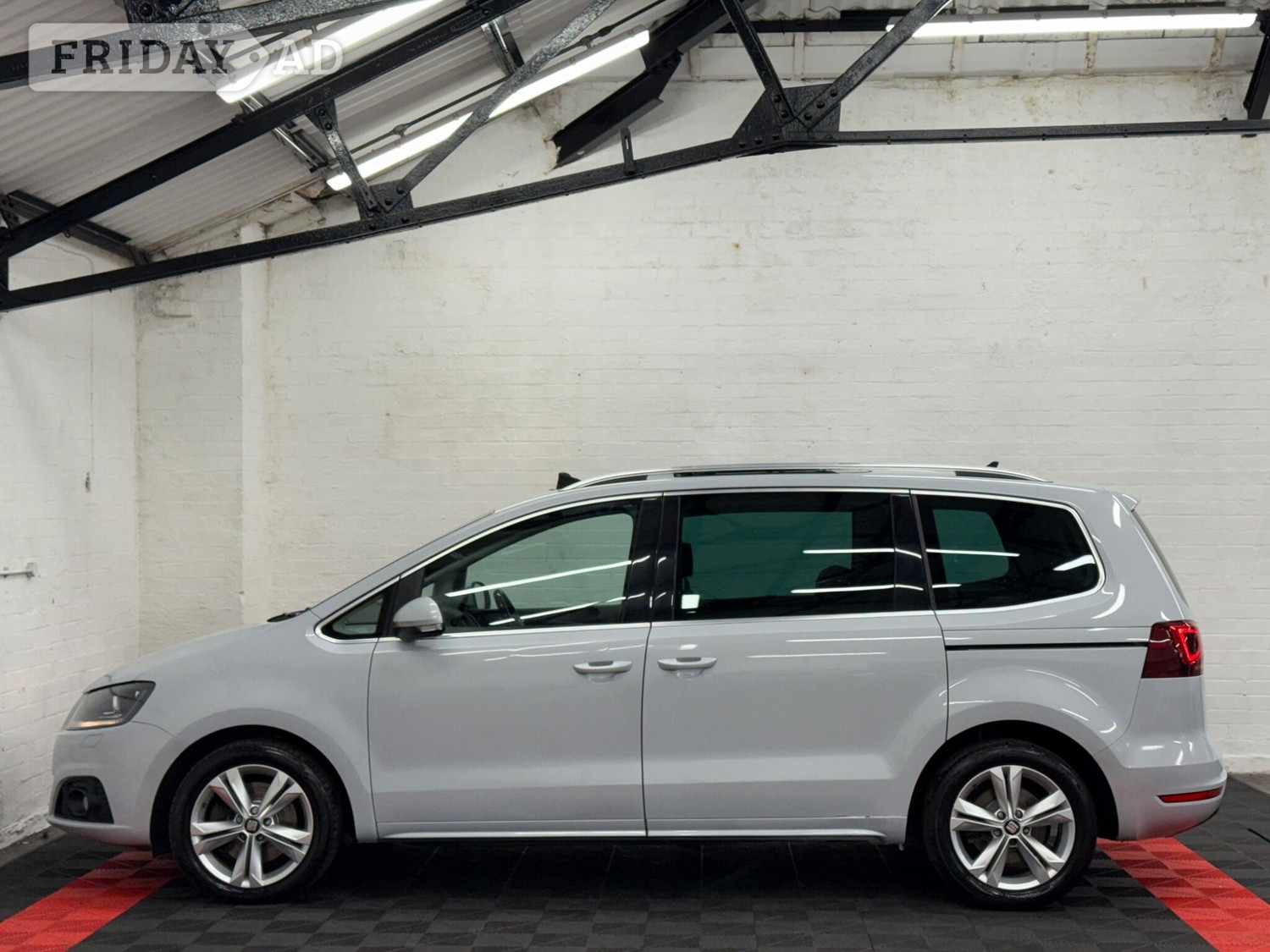 [ berth ]SEAT Alhambra