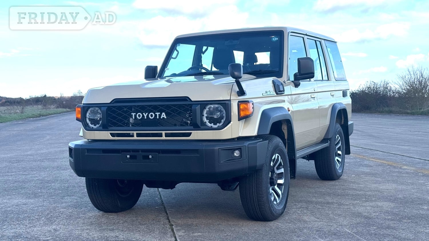 [ berth ]Toyota Land Cruiser