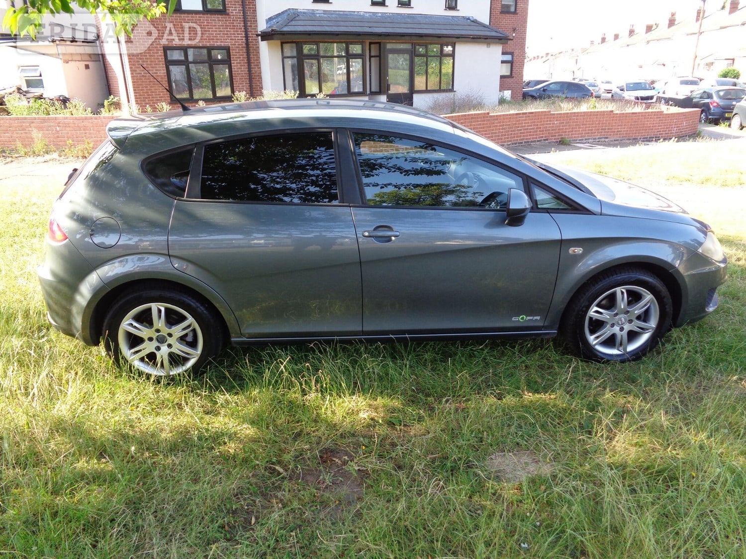 [ berth ]SEAT Leon