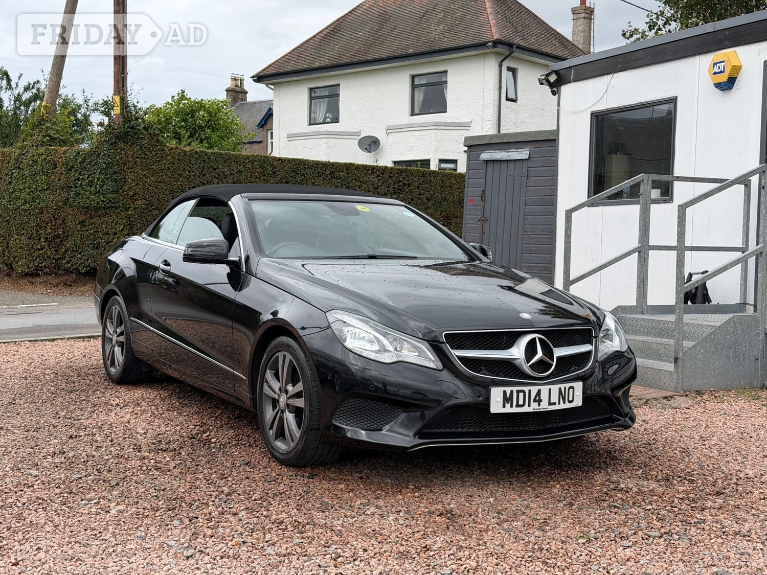 [ berth ]Mercedes-Benz E Class