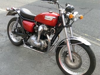 Kawasaki W 2002