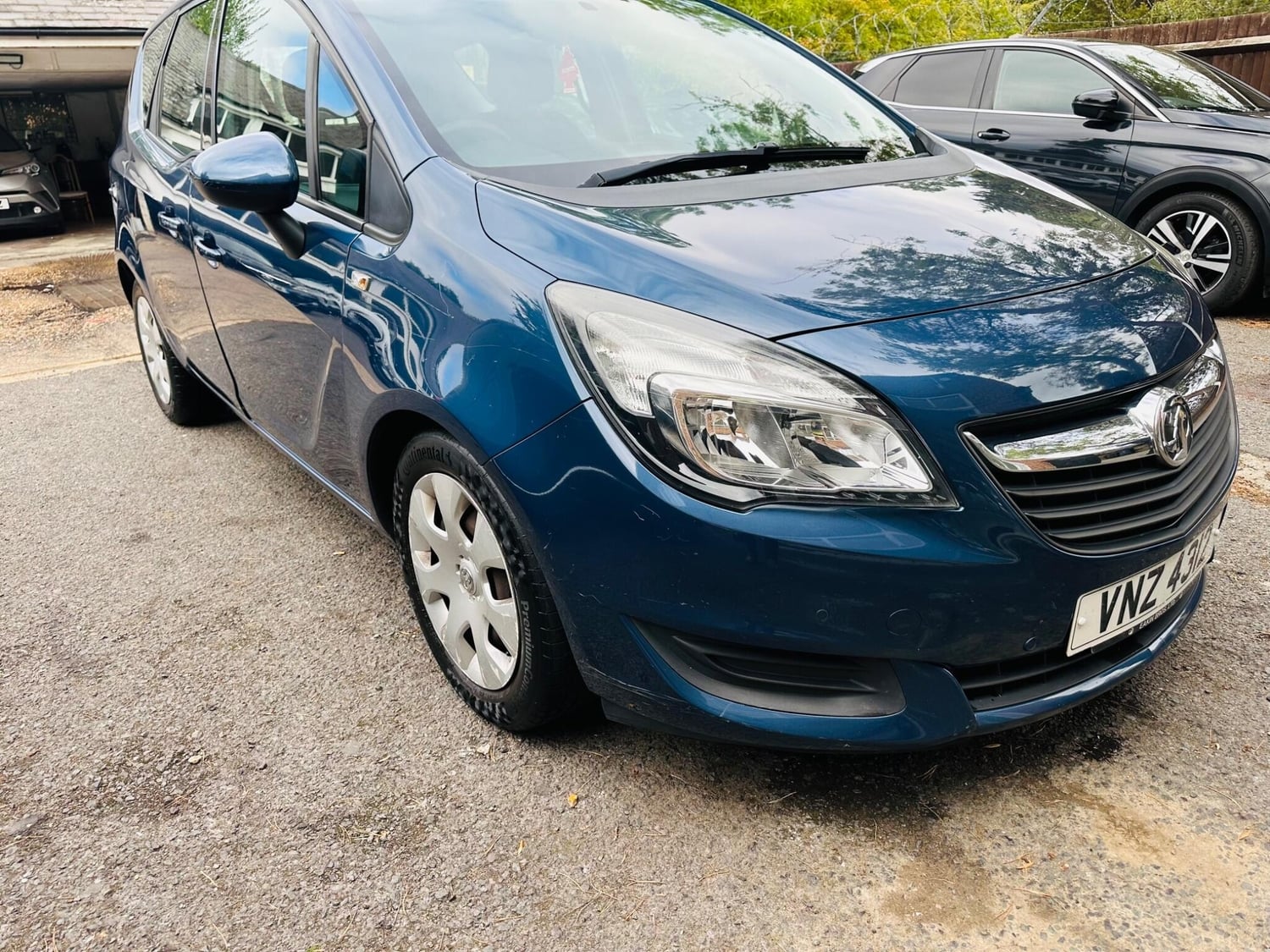 Vauxhall Meriva 2015 in Iver