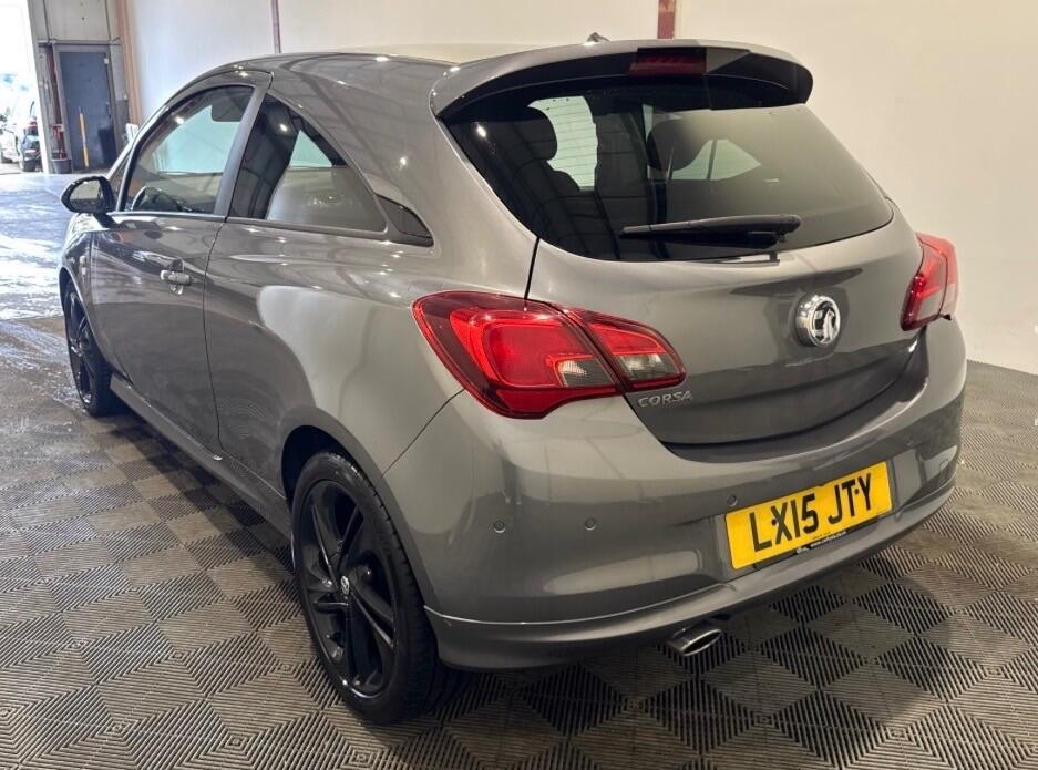 [ berth ]Vauxhall Corsa