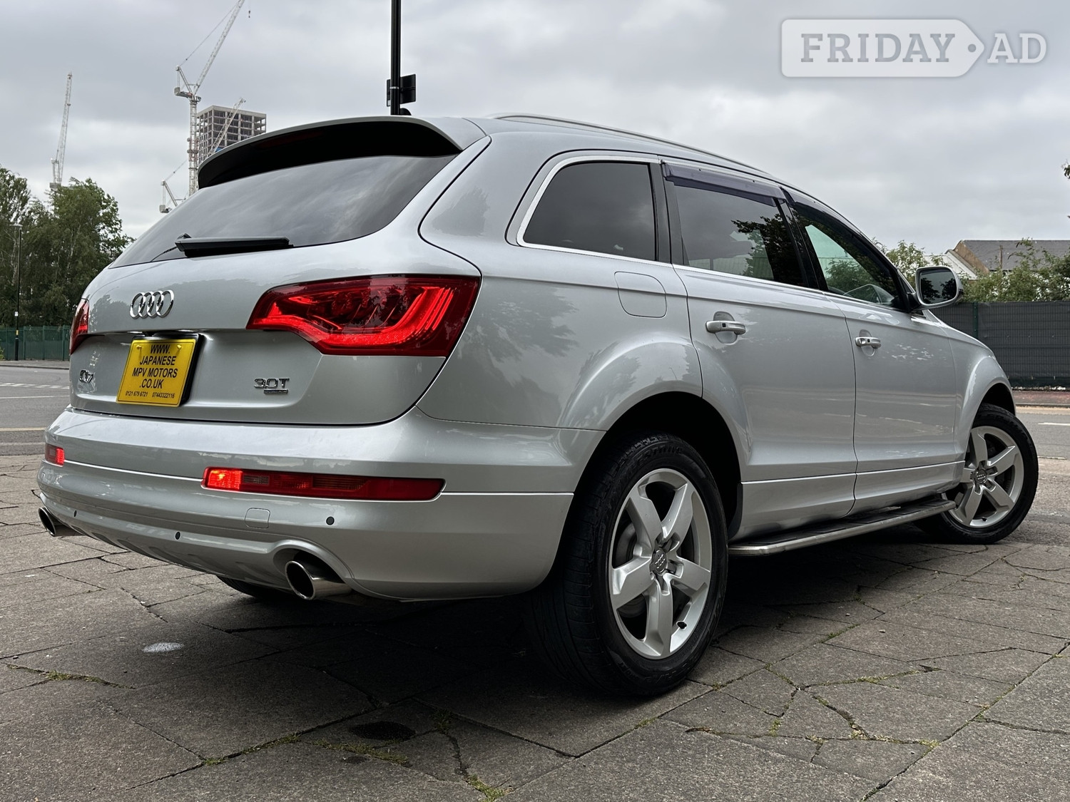 Audi Q7 2011 - Cars