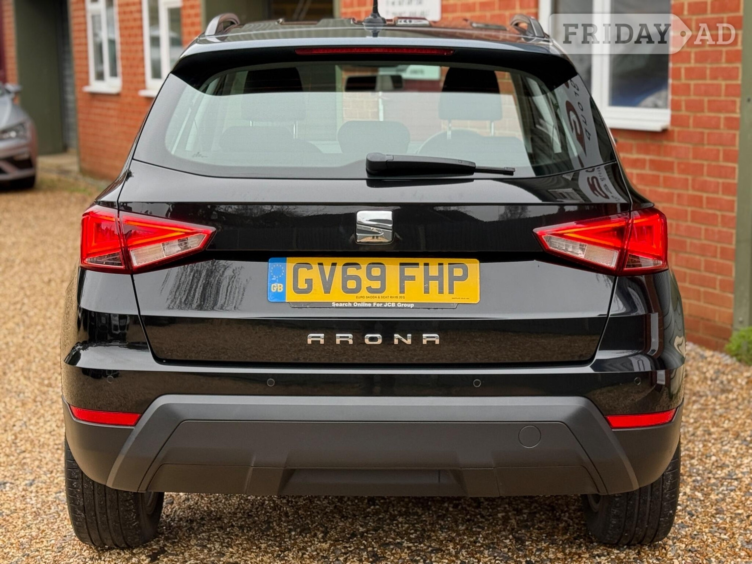 SEAT Arona 2020 - Cars in Crowthorne