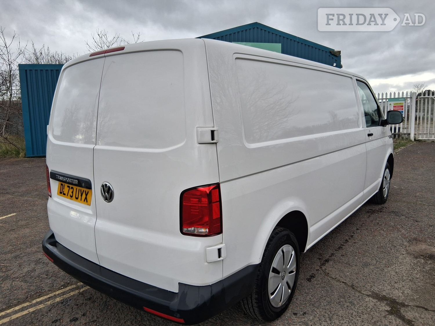 Volkswagen Transporter 2024 - Vans & Commercial Vehicles