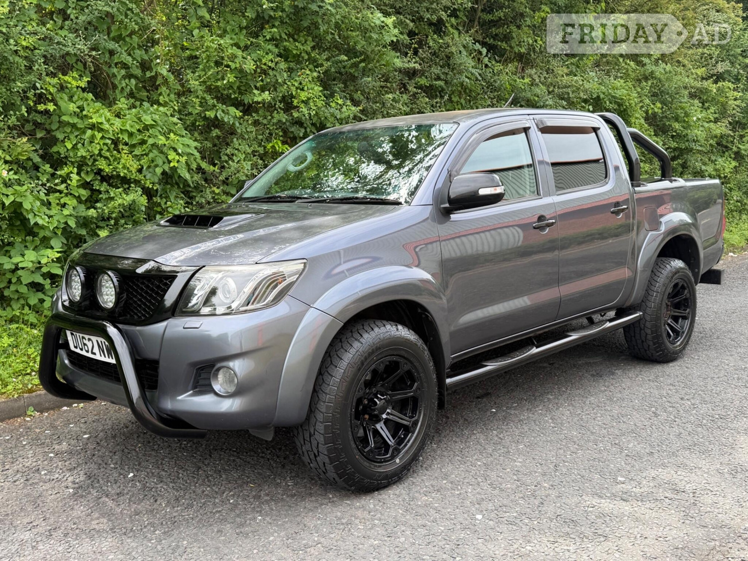 [ berth ]Toyota Hilux
