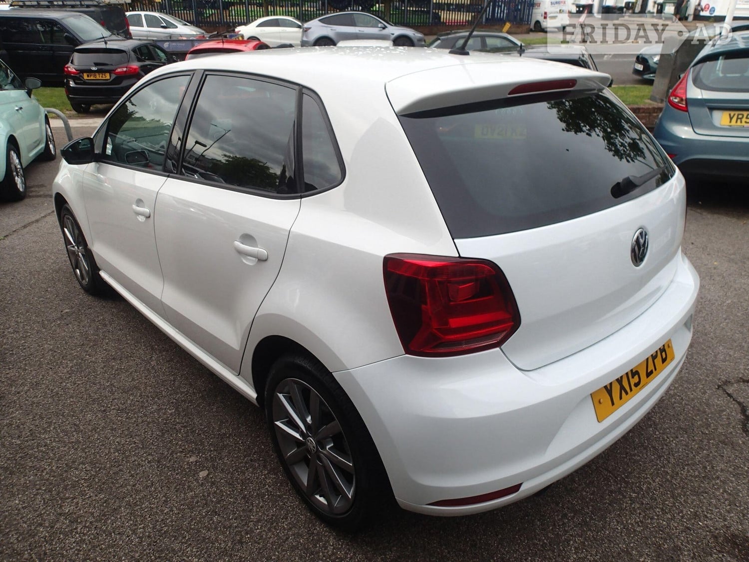 Volkswagen Polo 2015 - Cars in Leigh-On-Sea