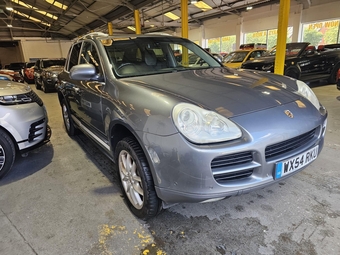 Porsche Cayenne 2004
