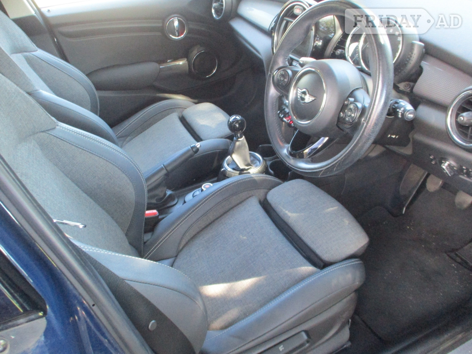 Mini Hatch 2015 - Cars