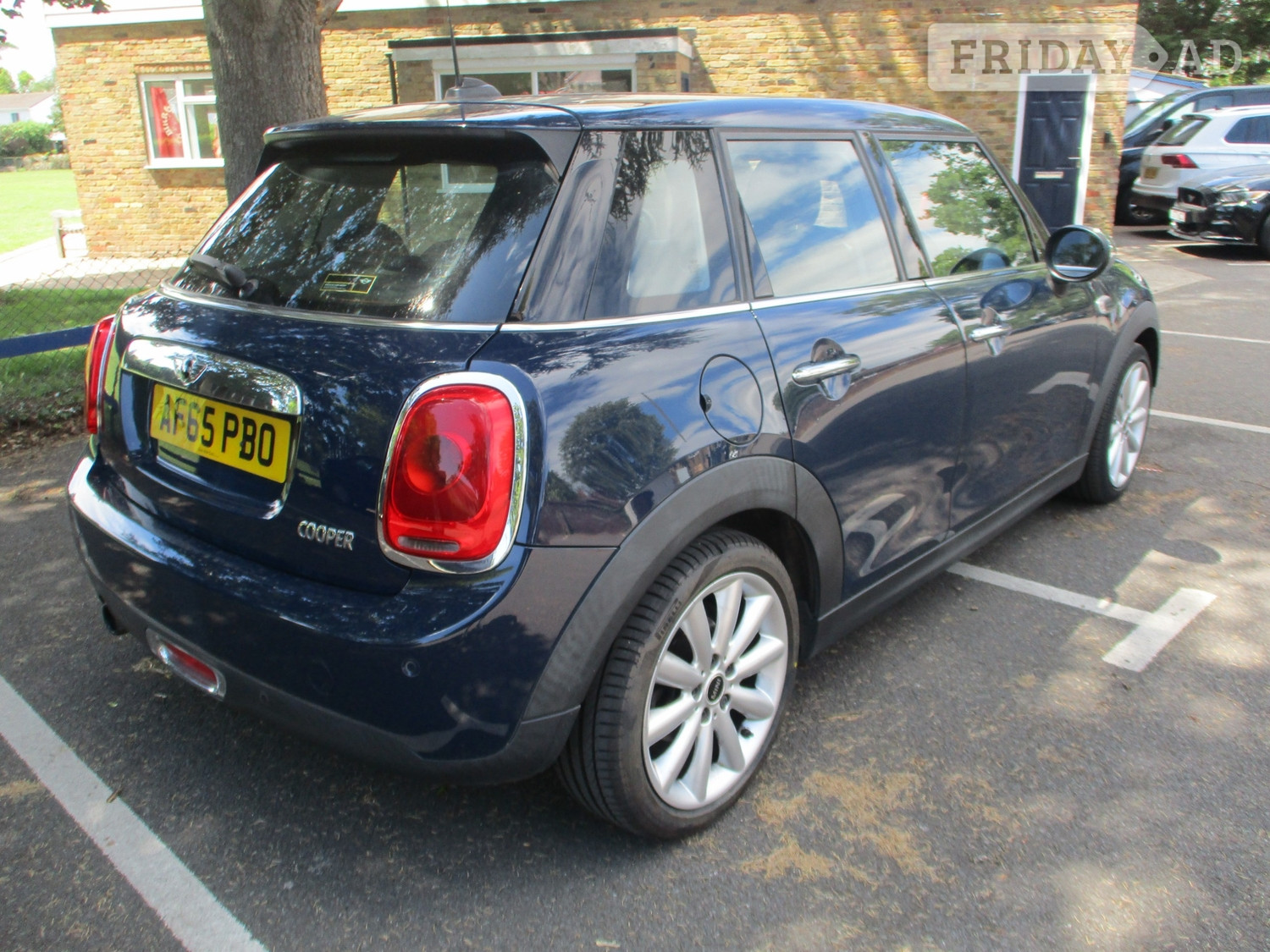 [ berth ]Mini Hatch