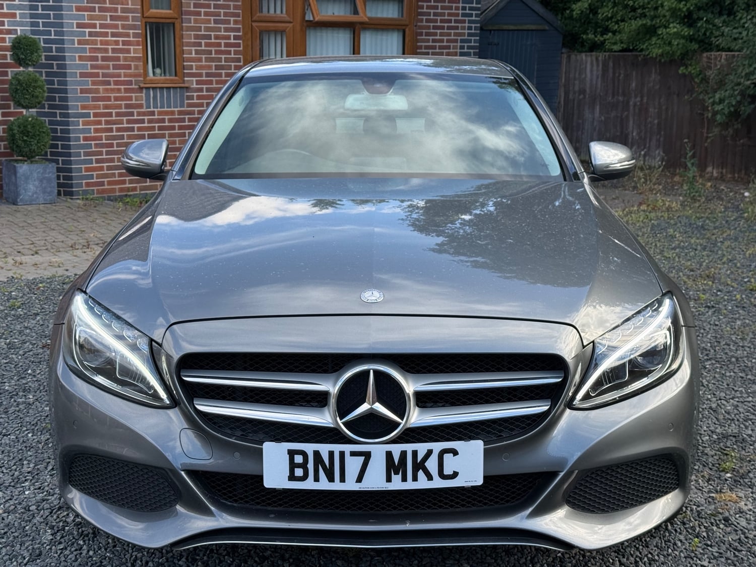 [ berth ]Mercedes-Benz C Class