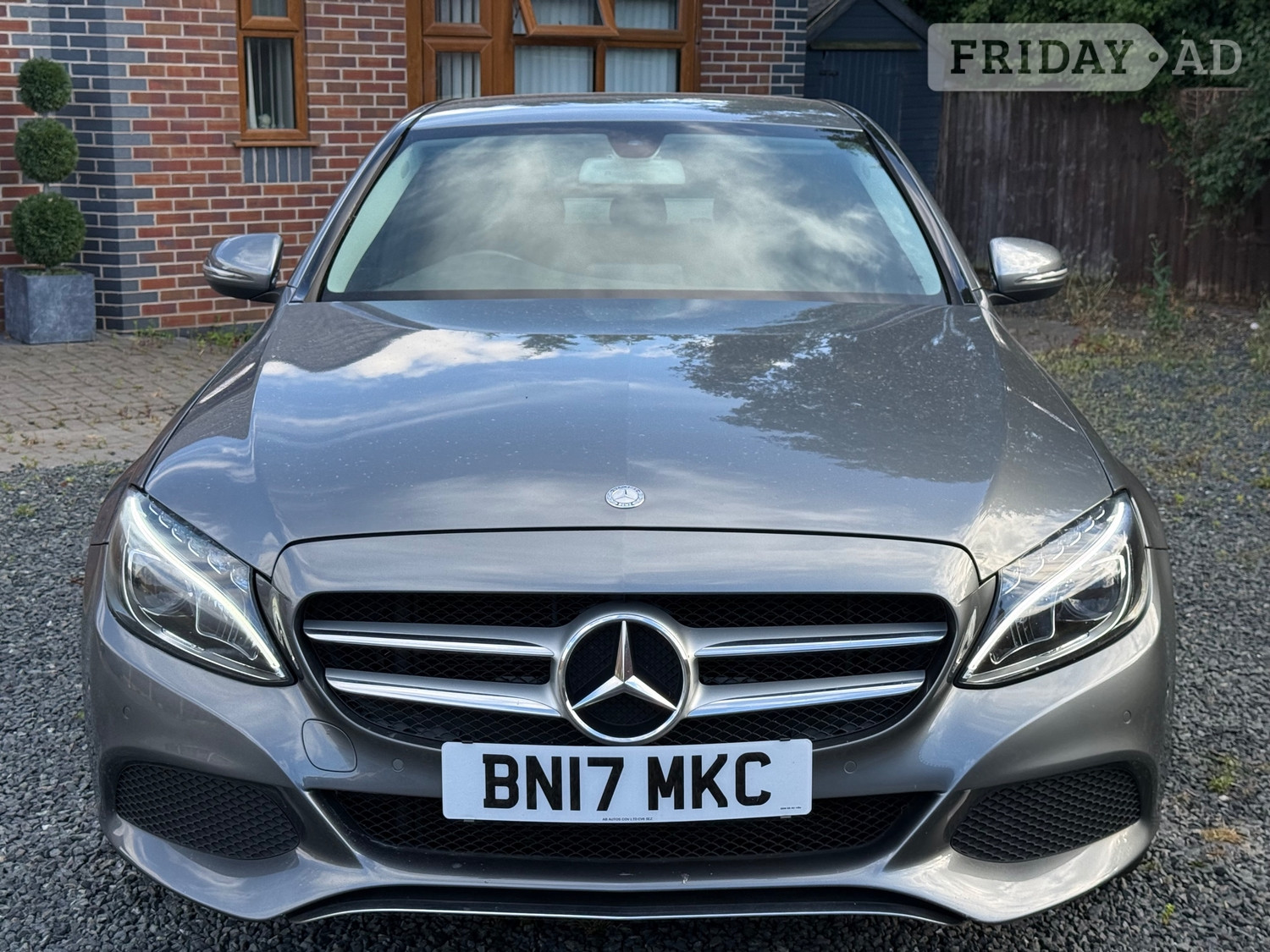 [ berth ]Mercedes-Benz C Class