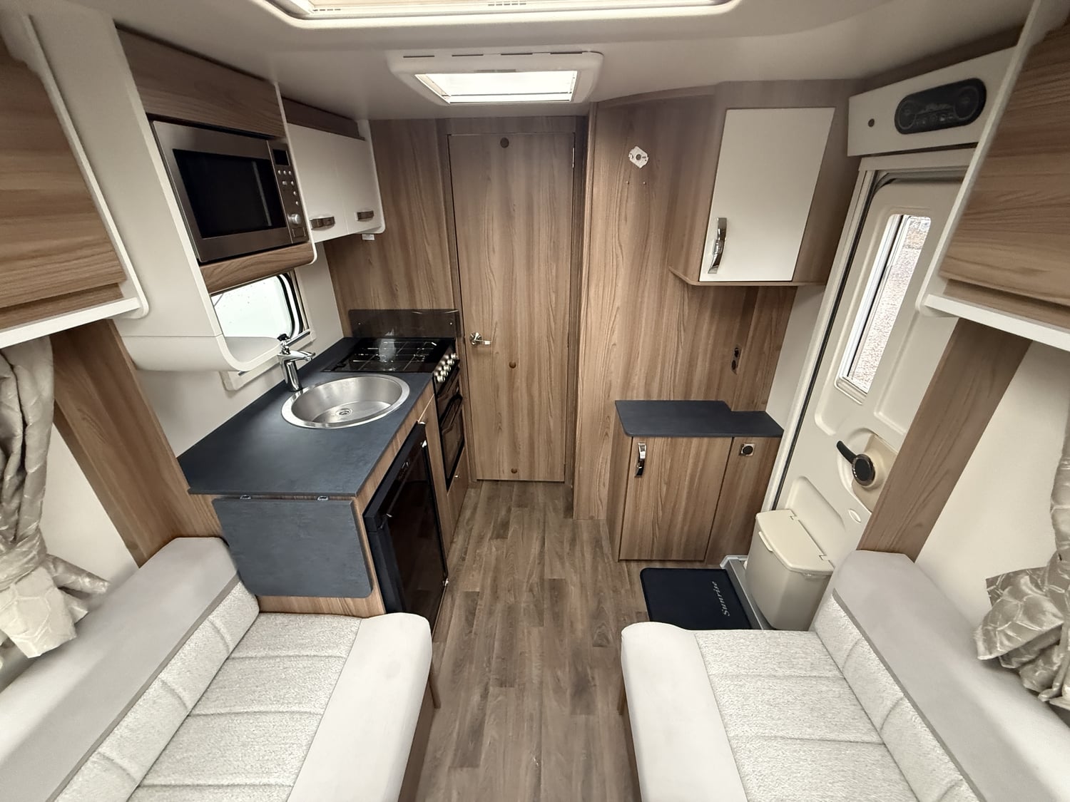 Swift Sunrise 560 2022 - Motorhomes & Caravans in Nottingham