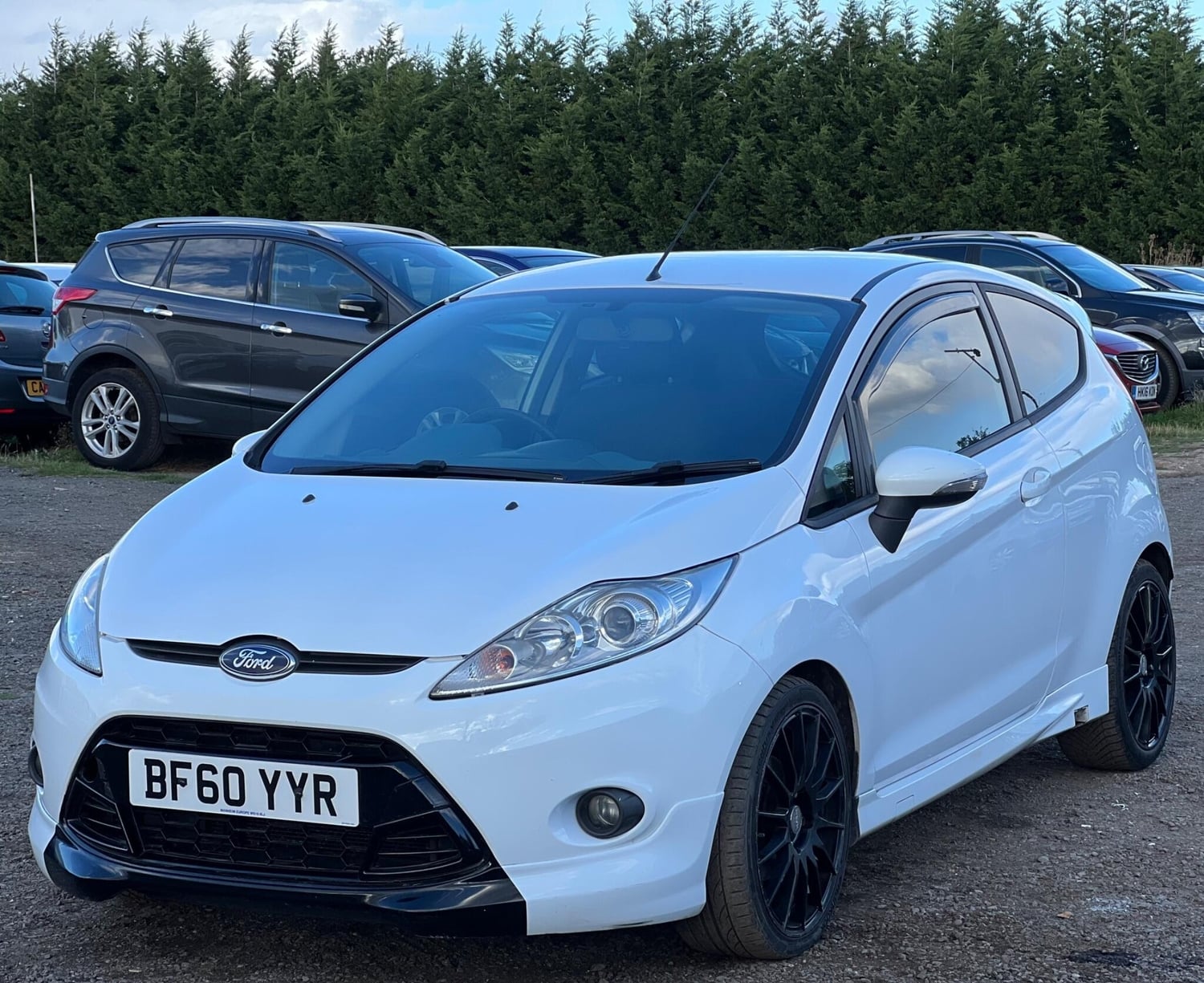 Ford Fiesta 2010 - Cars