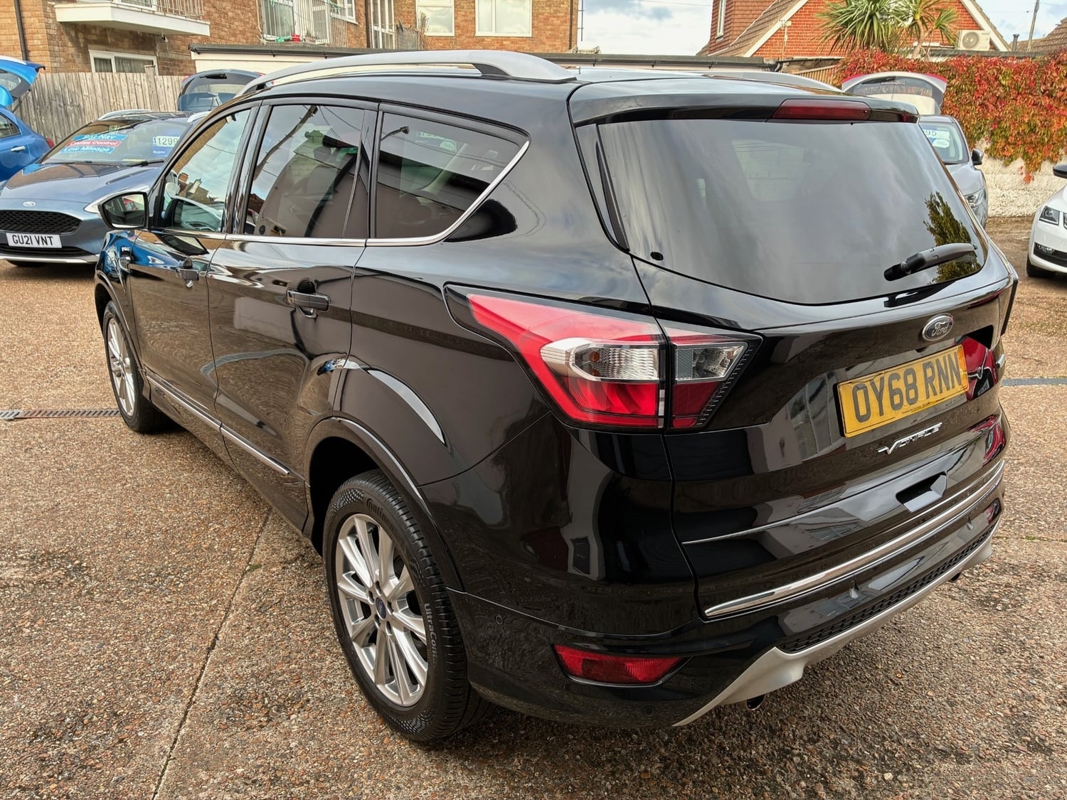 [ berth ]Ford Kuga