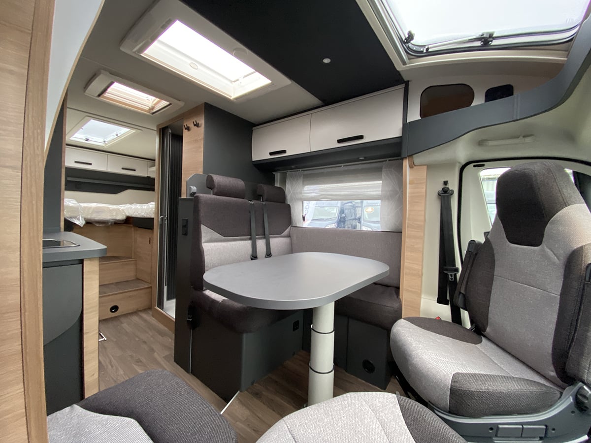 Knaus Live Ti Platinum Selection 650 MEG 2026 for sale - Motorhomes & Caravans in Newark