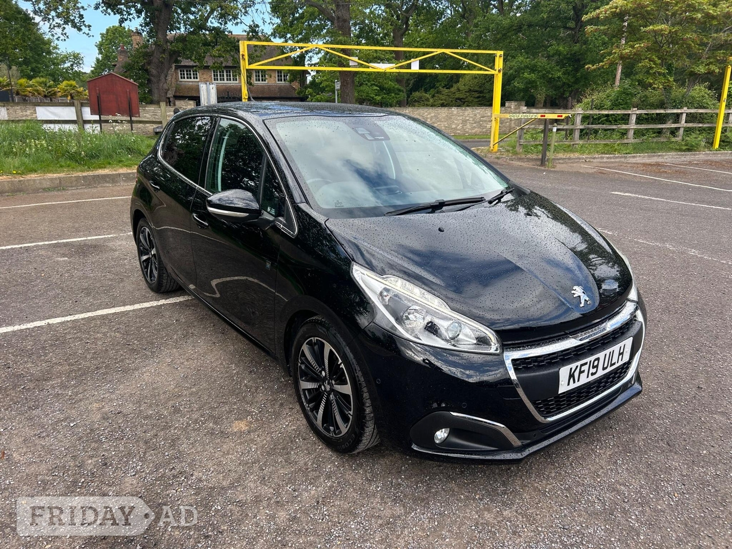 Peugeot 208 2019 - Cars