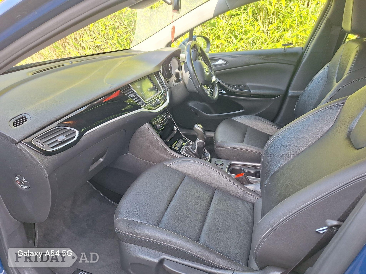 [ berth ]Vauxhall Astra