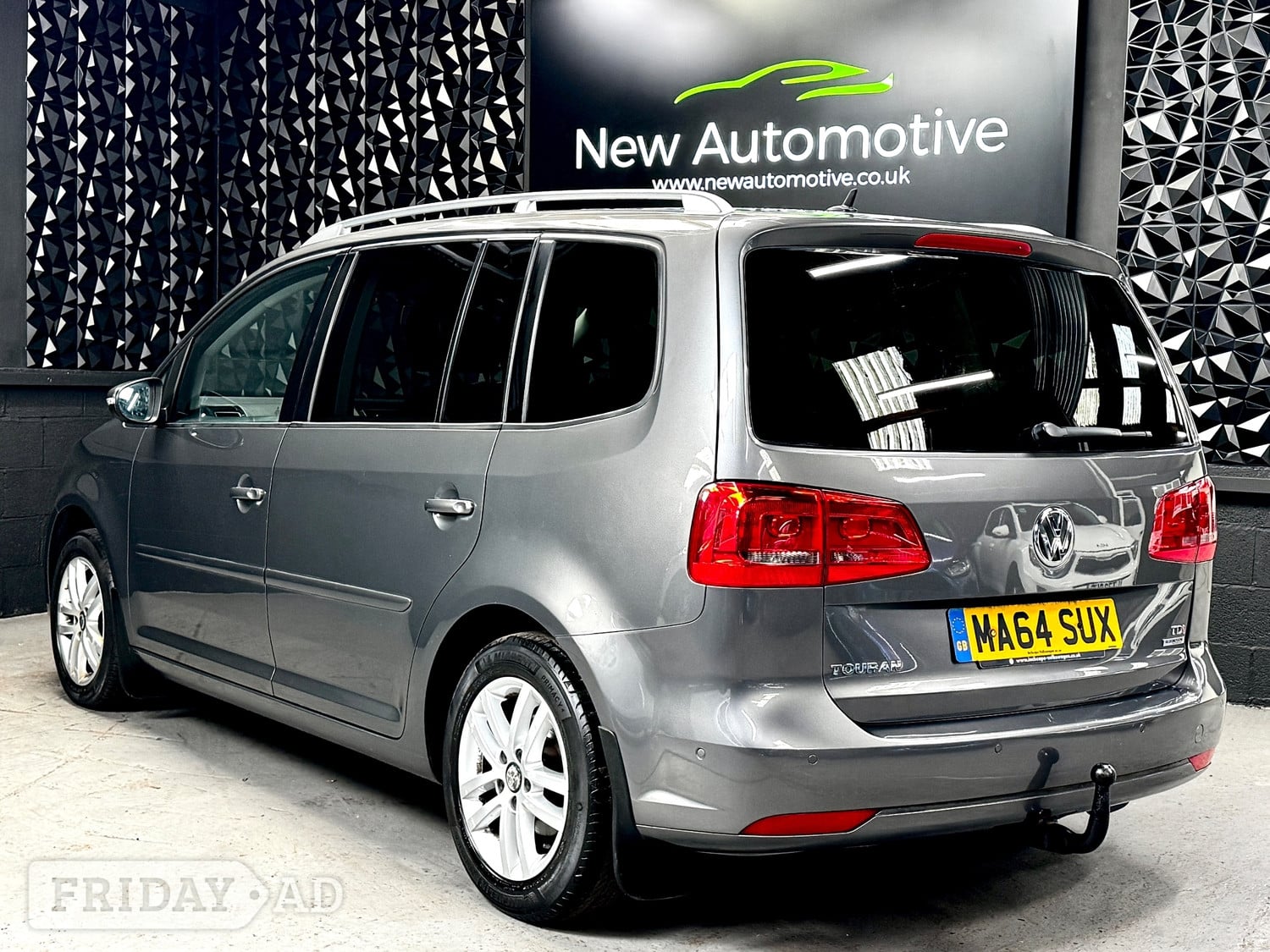 [ berth ]Volkswagen Touran