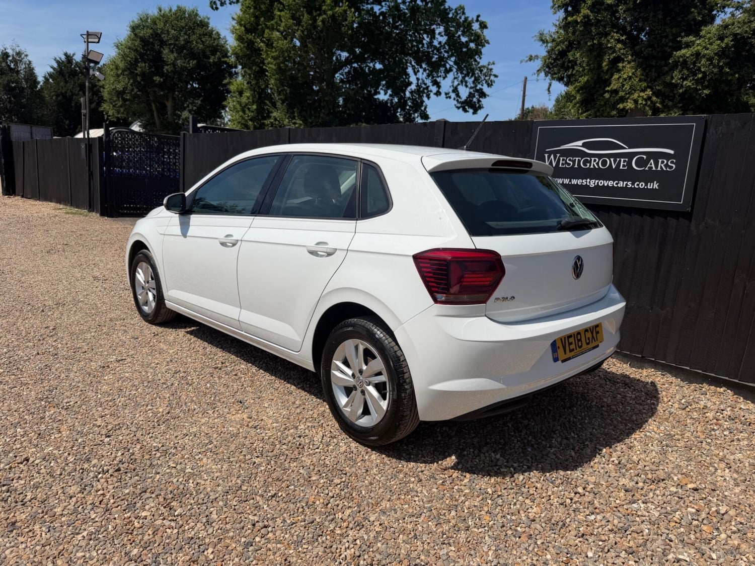 Volkswagen Polo 2018 - Cars