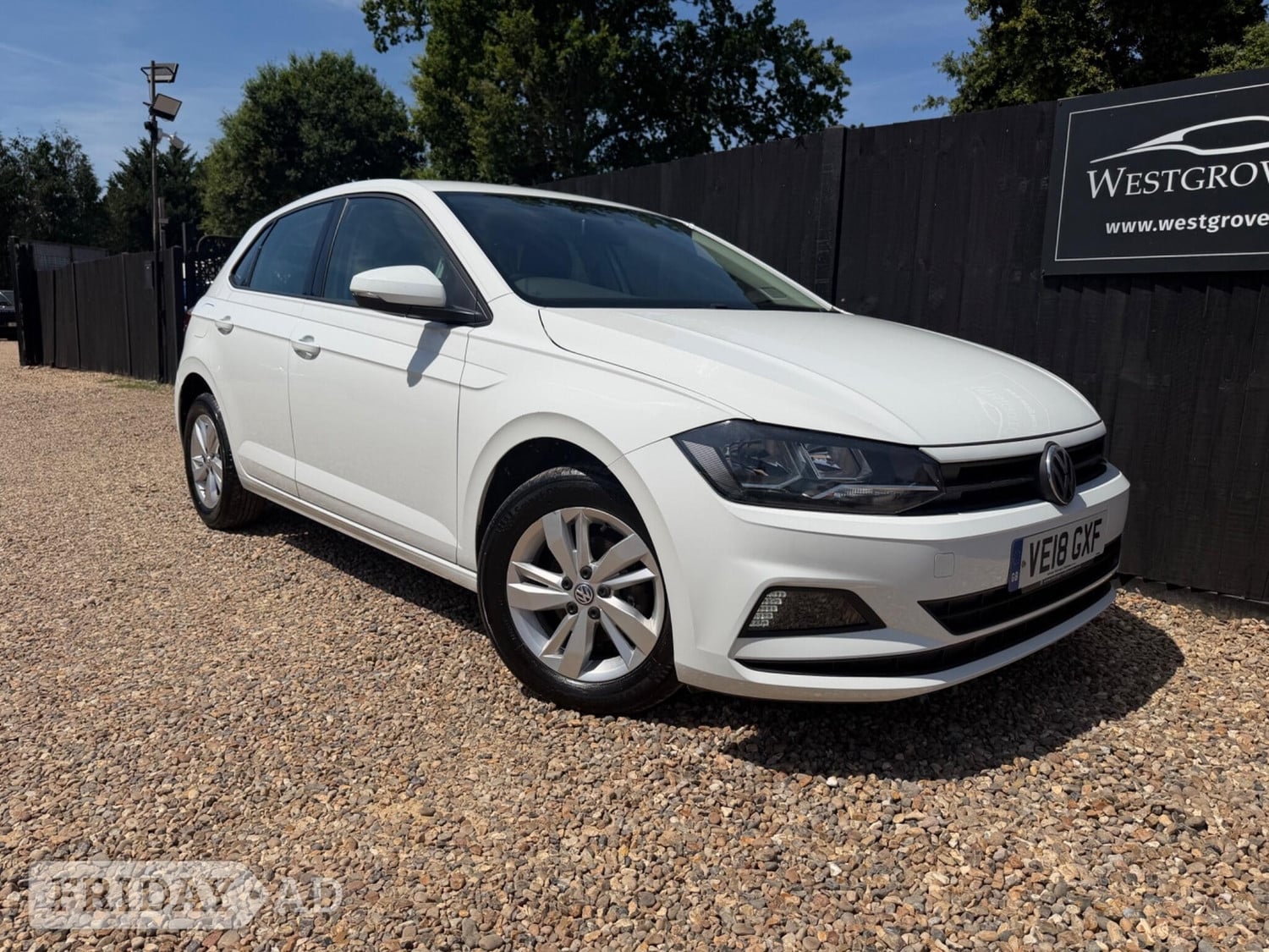 Volkswagen Polo 2018 in Addlestone