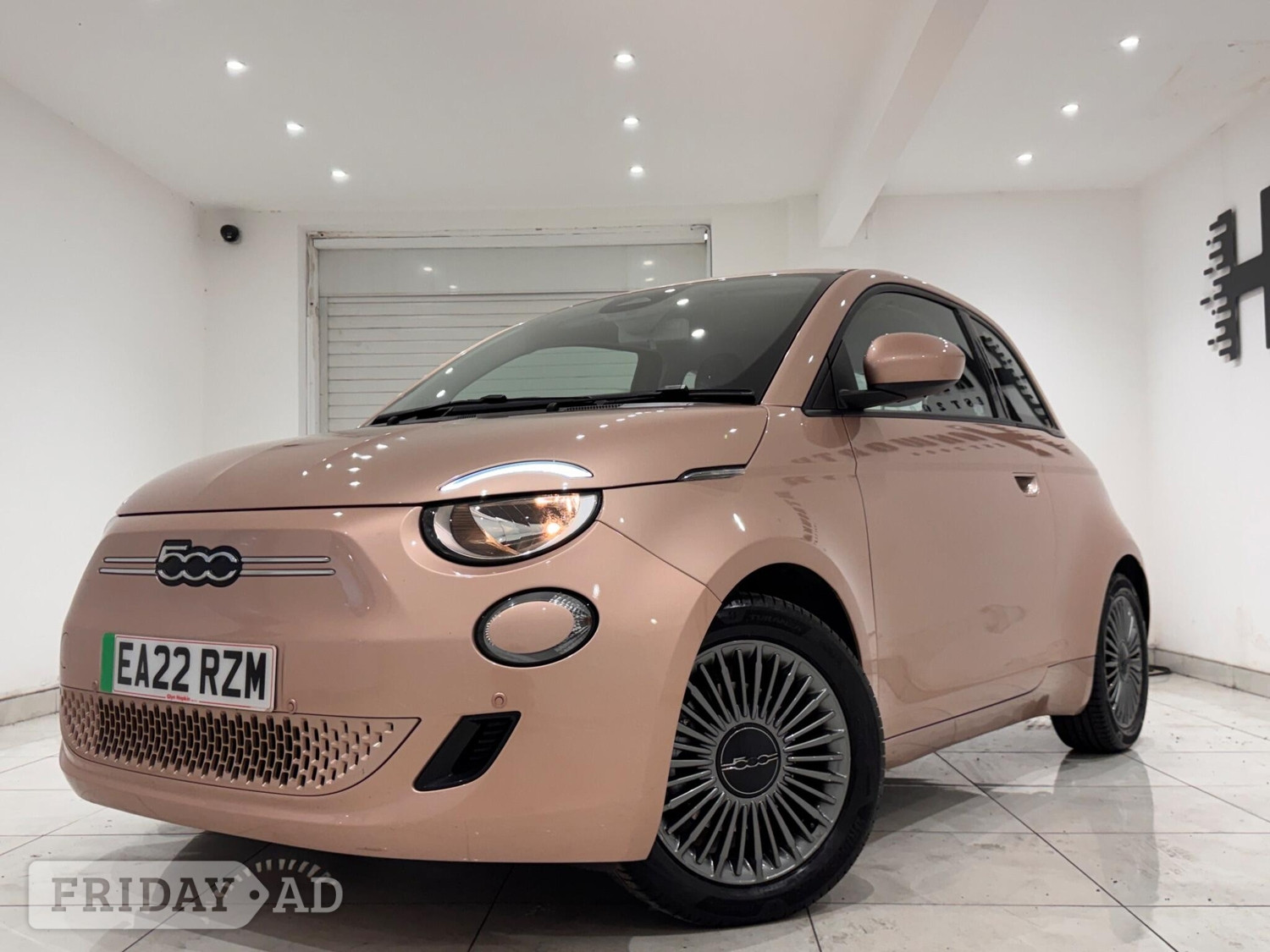 Fiat 500E 2022 - Cars in Hounslow