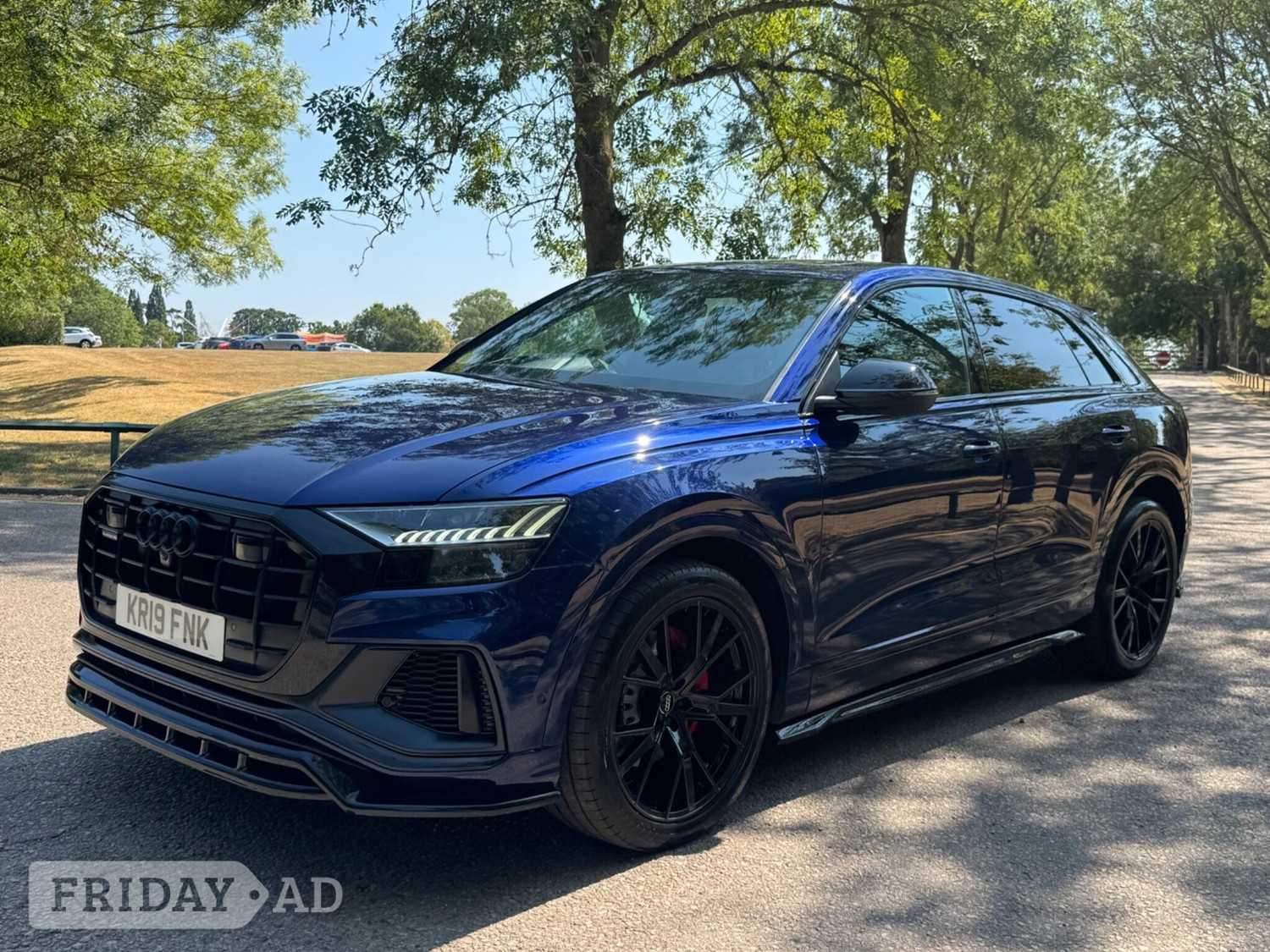 [ berth ]Audi Q8