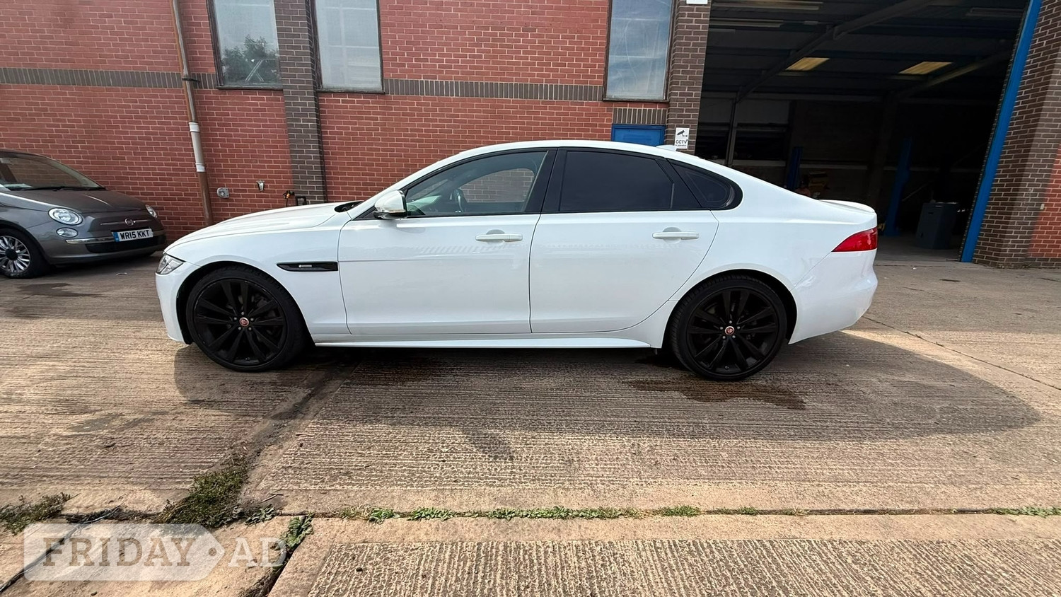 [ berth ]Jaguar XF