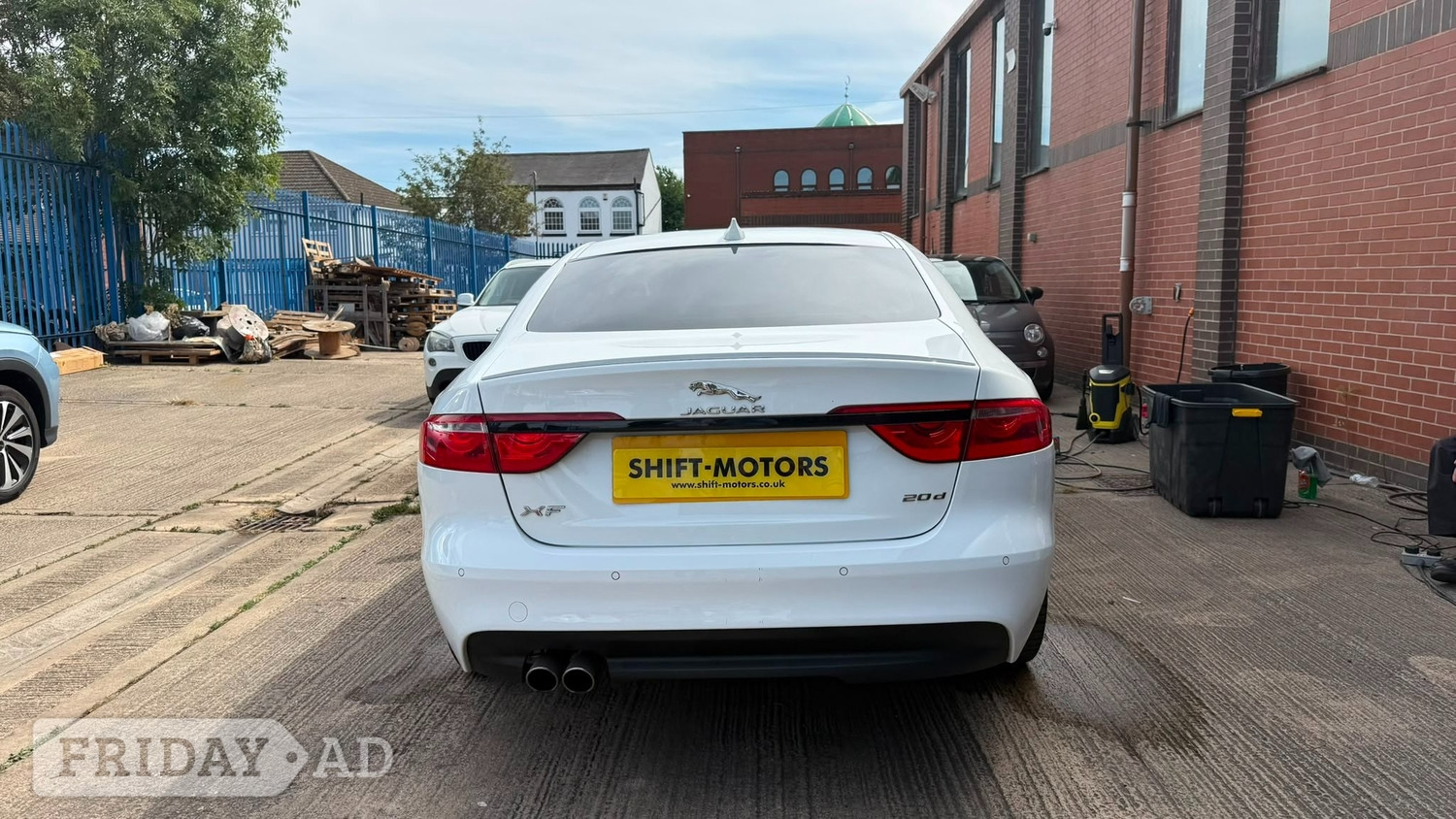 Jaguar XF 2016 - Cars in Leicester