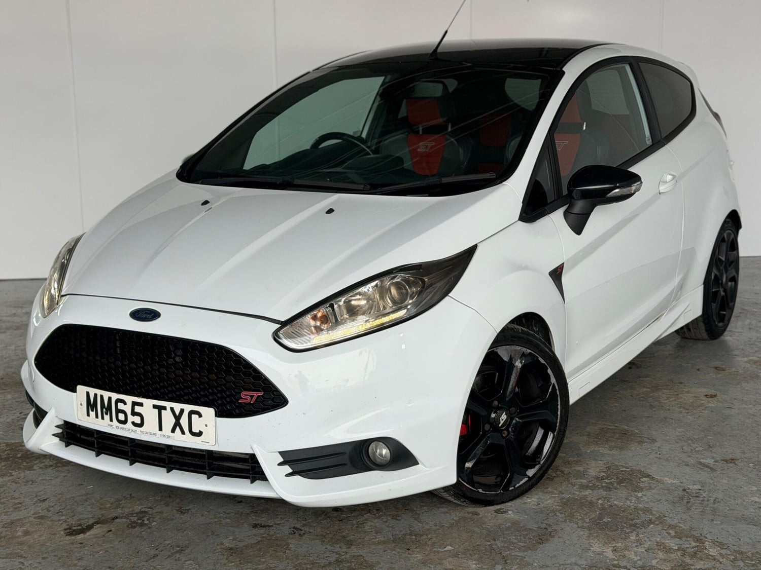 [ berth ]Ford Fiesta