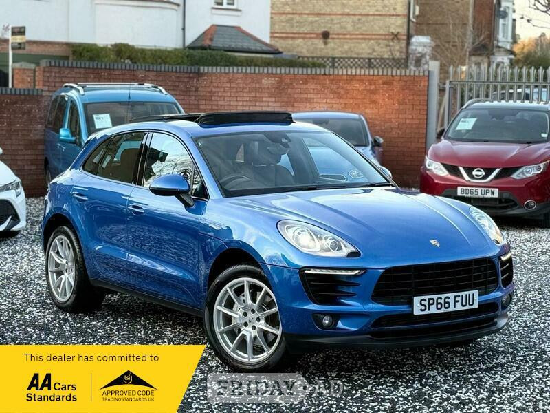 Porsche Macan 2016 in Bedford