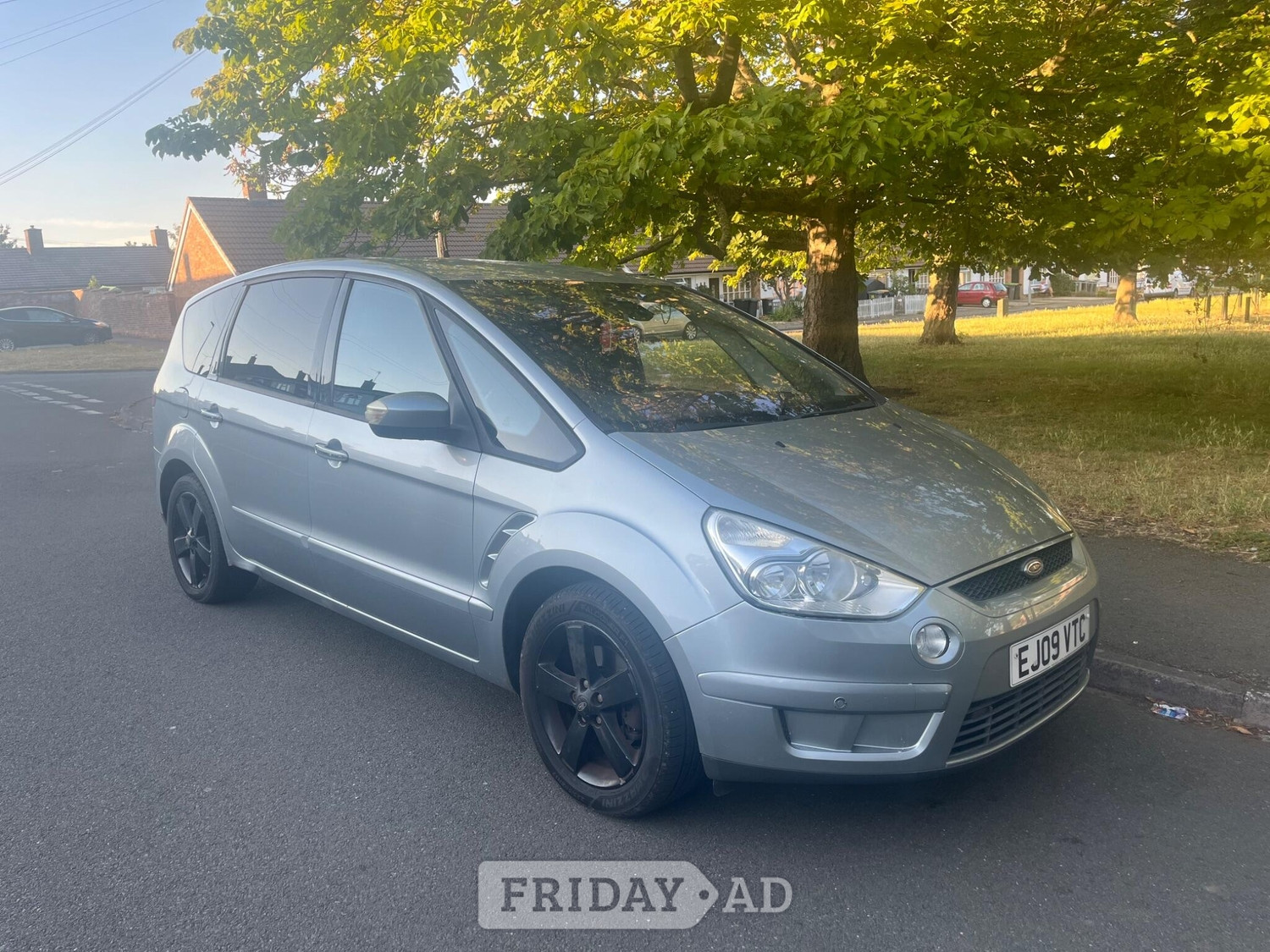 Ford S-Max 2009 in Bedford