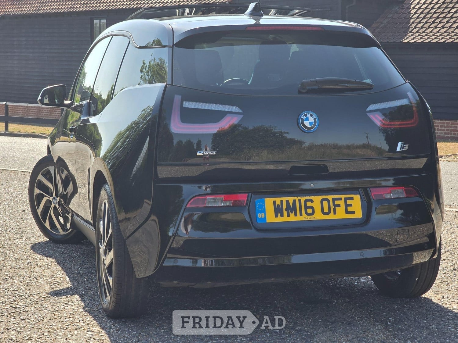 [ berth ]BMW i3