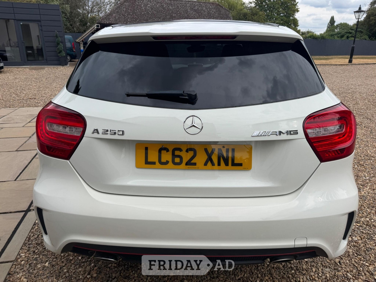 [ berth ]Mercedes-Benz A Class