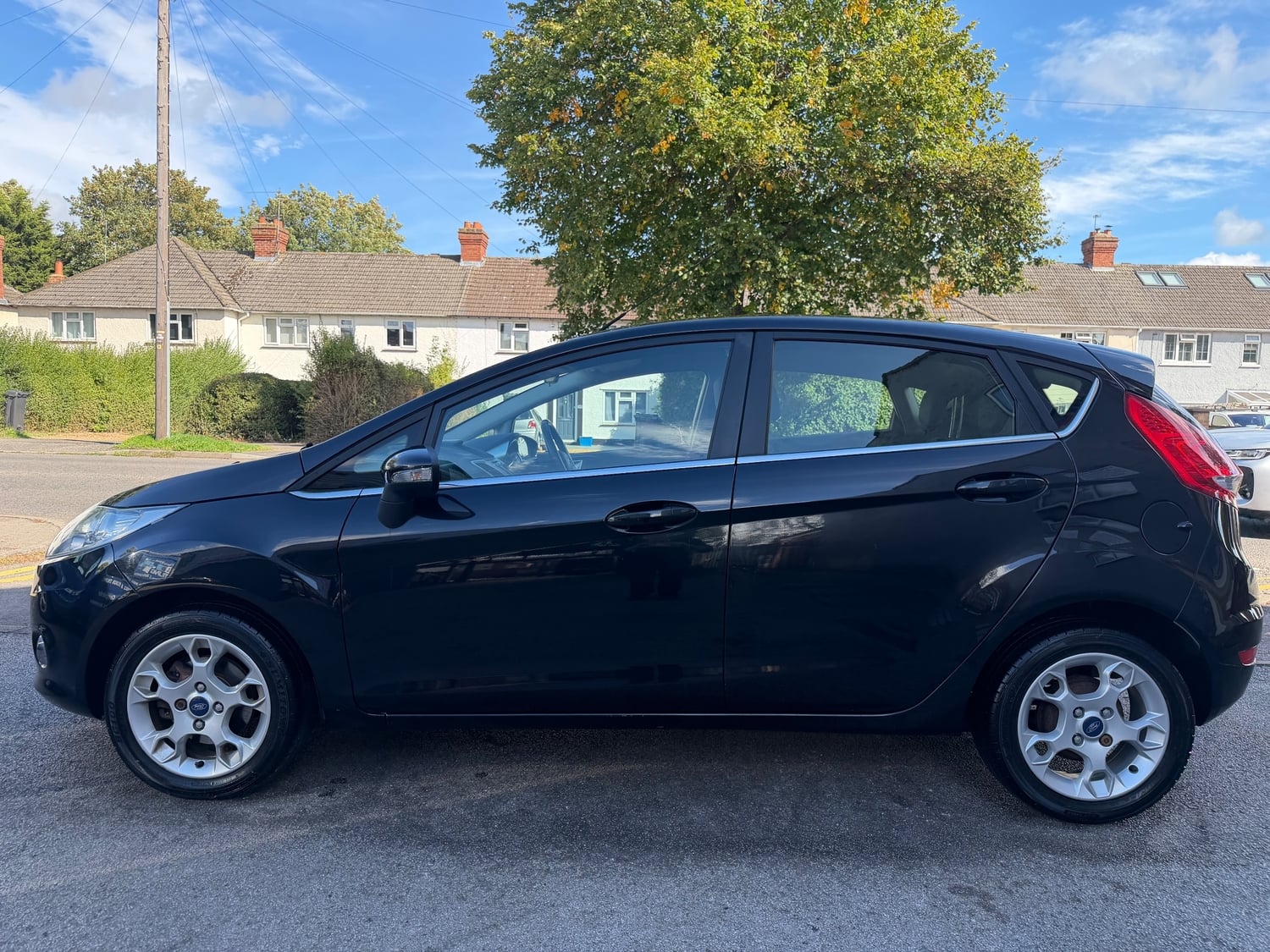 Ford Fiesta 2012 - Cars
