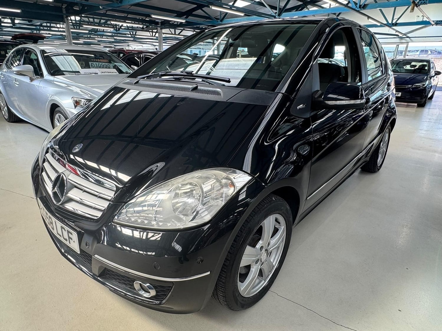 [ berth ]Mercedes-Benz A Class