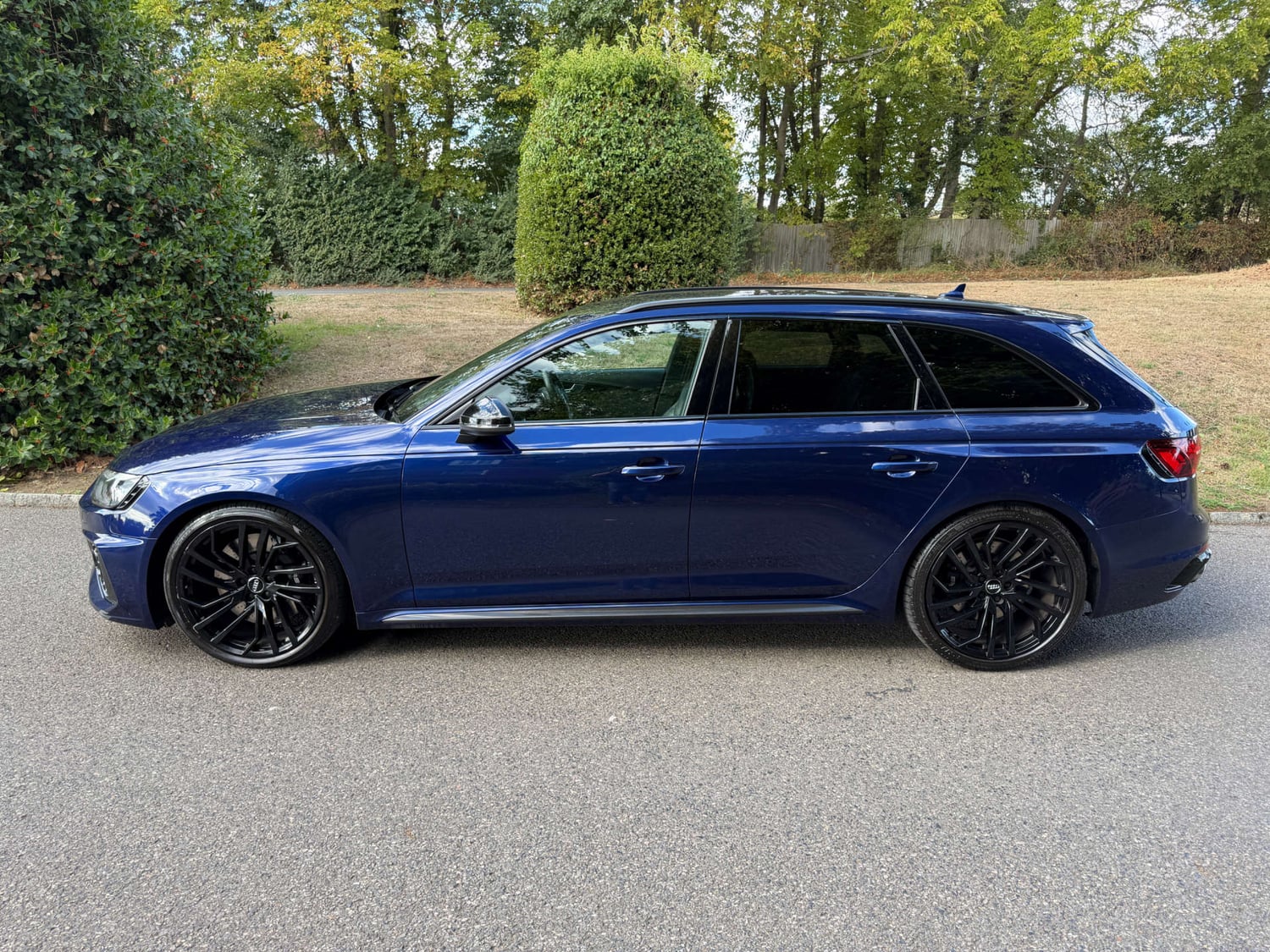 Audi RS4 Avant 2020 - Cars