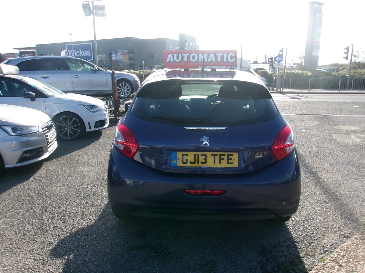 Peugeot 208 2013 - Cars