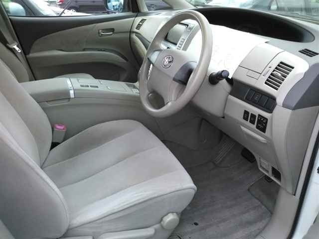 [ berth ]Toyota Estima