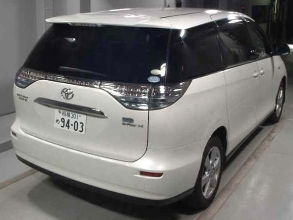 Toyota Estima 2006 - Cars