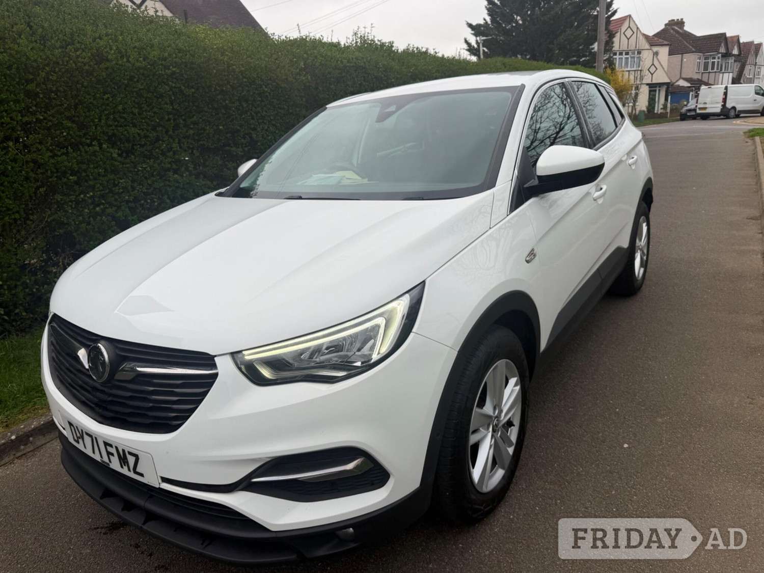 [ berth ]Vauxhall Grandland X