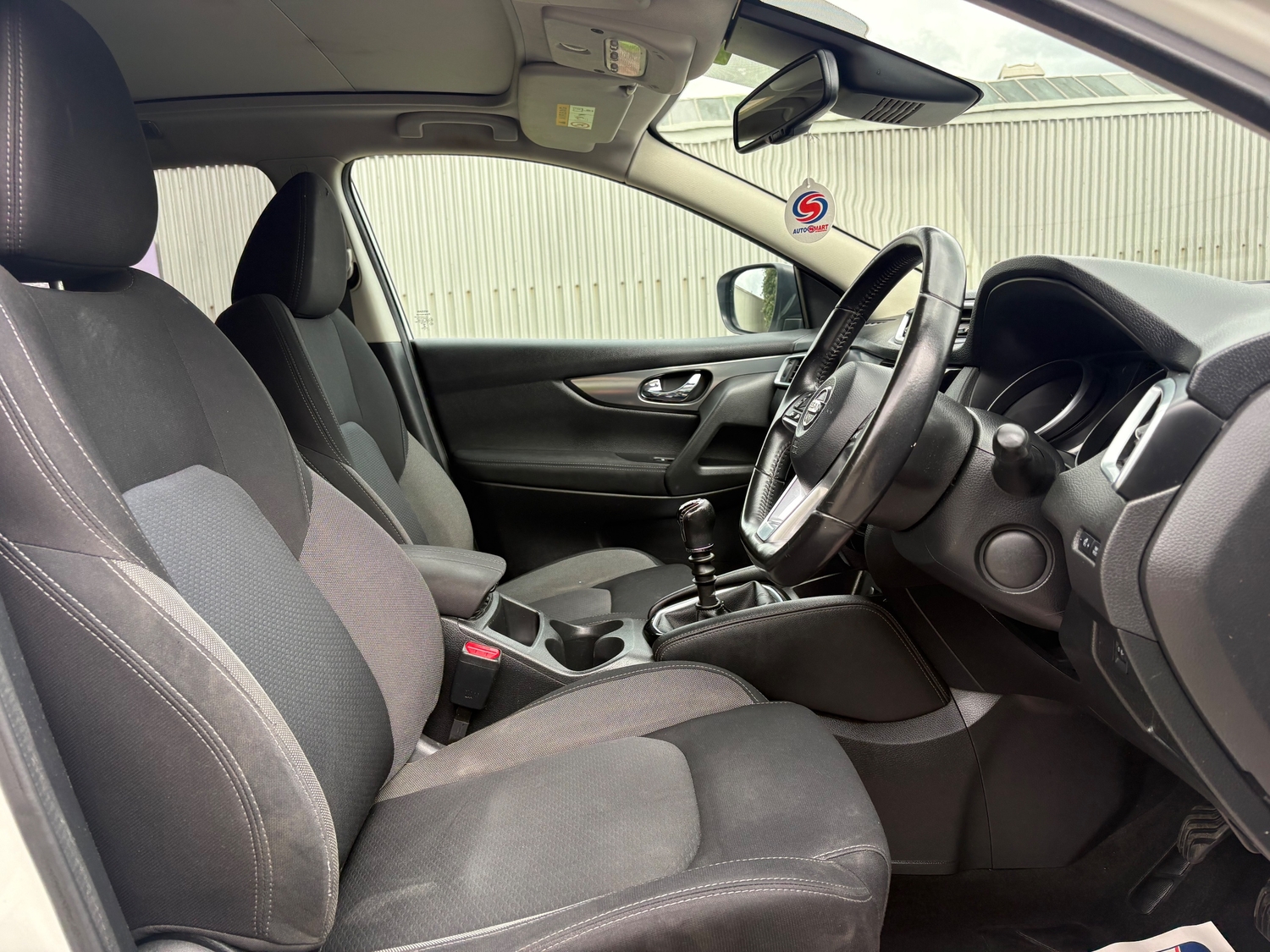 Nissan Qashqai 2018 - Cars in Airdrie