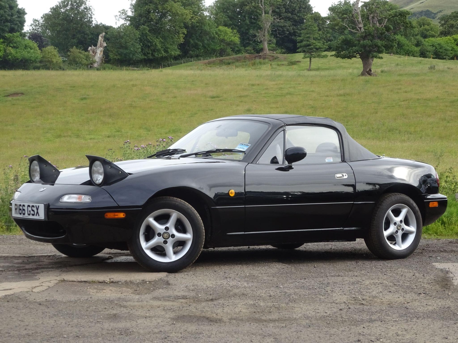Mazda MX-5 1997 - Cars